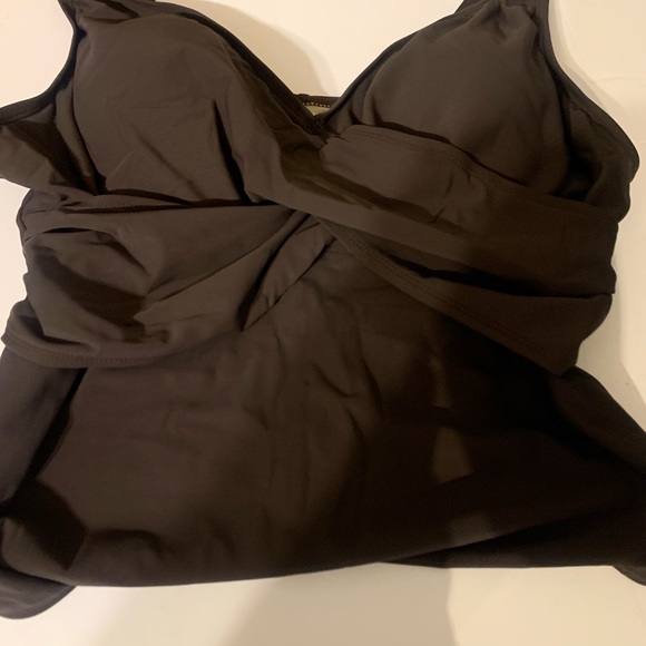 Bathing suit - Picture 7 of 7